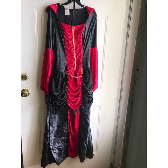 Gothic Vampiress Women Halloween Vamp Costume New - Picture 2 of 8